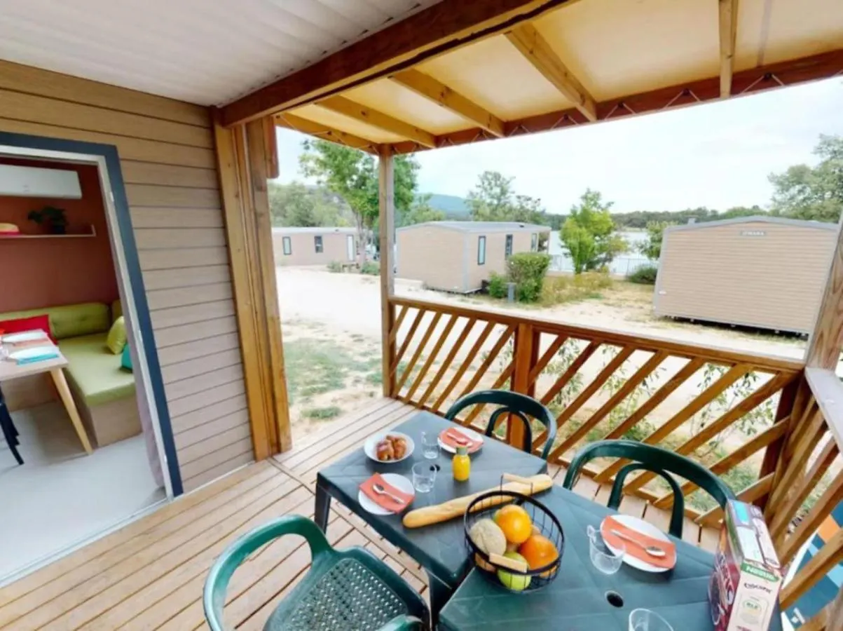 Camping Etang De La Bonde Sannes Campsite