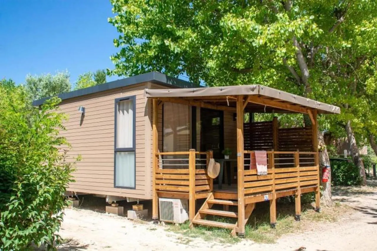 Camping Etang De La Bonde Sannes 0*,